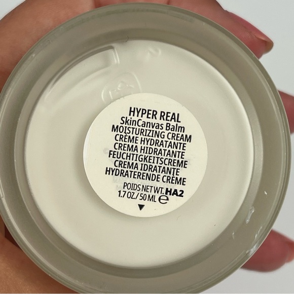 MAC Hyper Real Skincanvas Balm Full Size - Picture 3 of 4